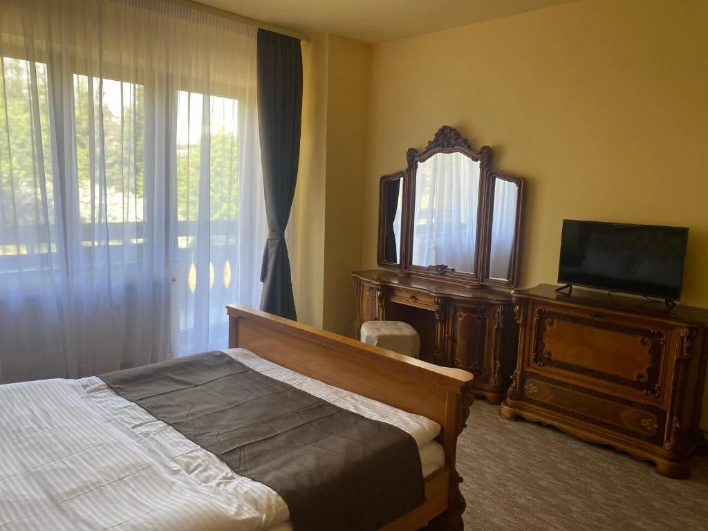 Mobilier și detalii interioare