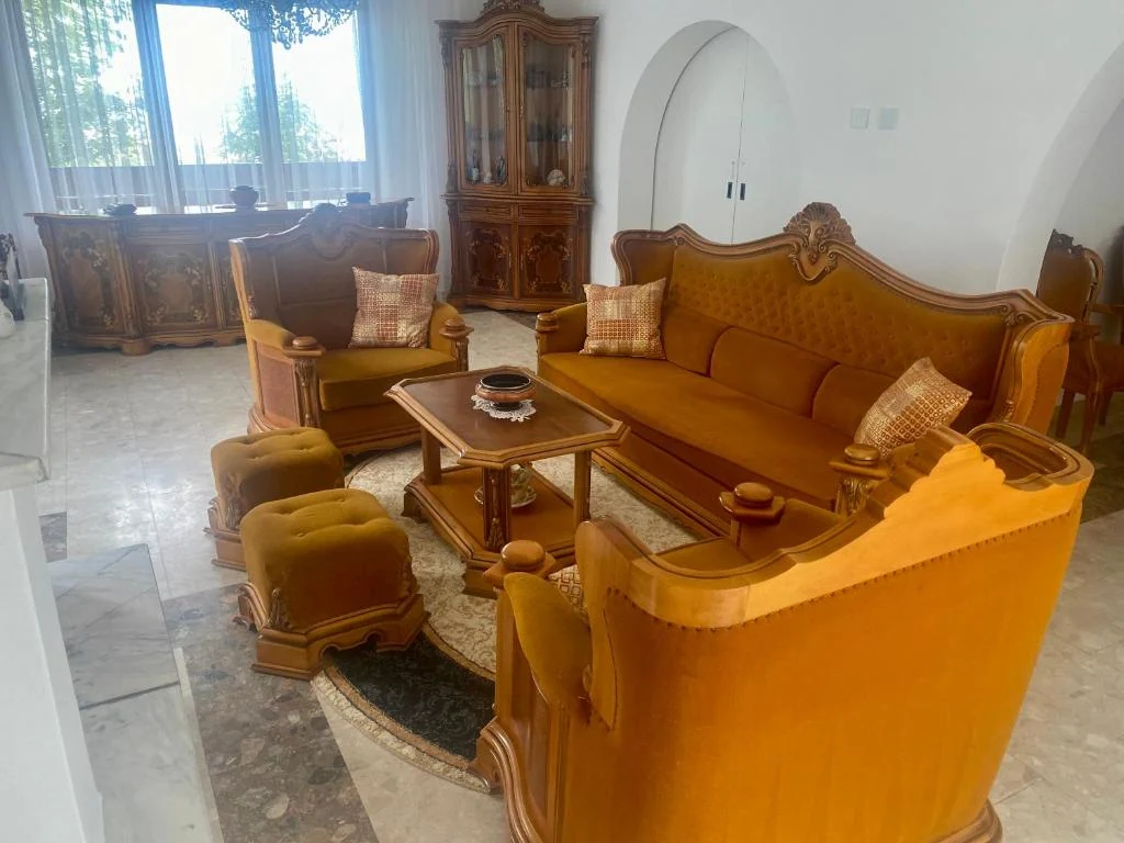 Salon și zonă de relaxare