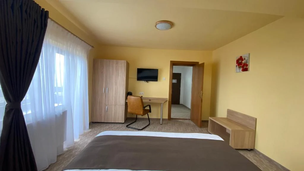 Dormitor și birou